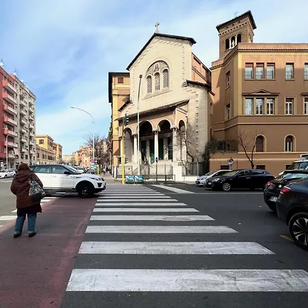 Quarto em Acomodações Particulares Sant'antonioroma Hospitality&design Roma